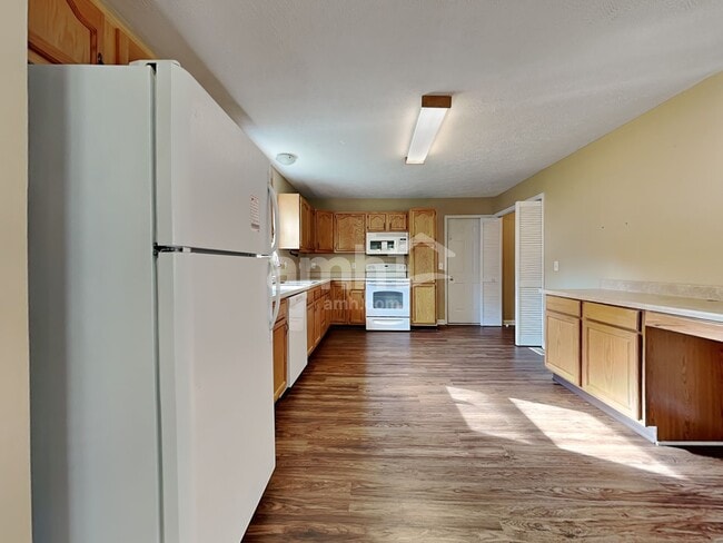 Building Photo - 2733 Jenny Marie Dr