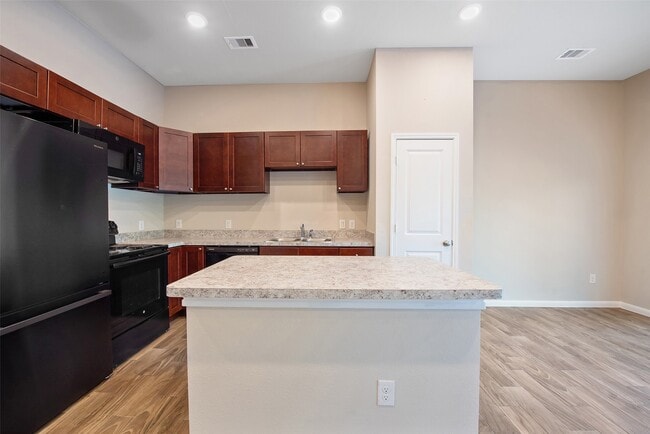 Building Photo - 7937 Richland Dr