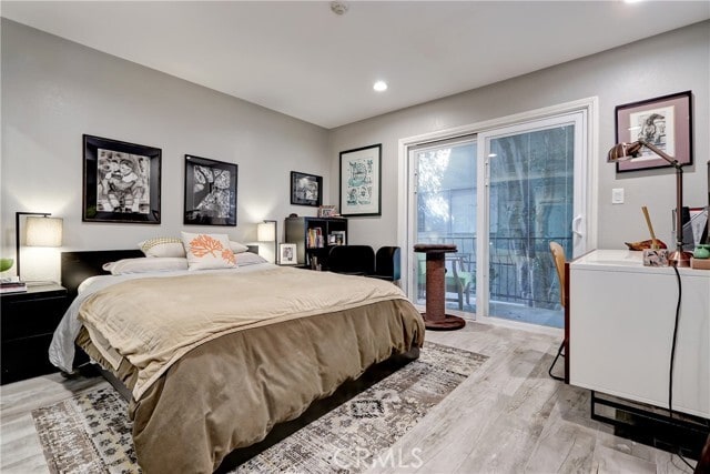 Building Photo - 425 S Catalina Ave