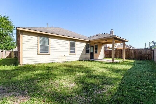 Building Photo - 443 Oak Chase Dr