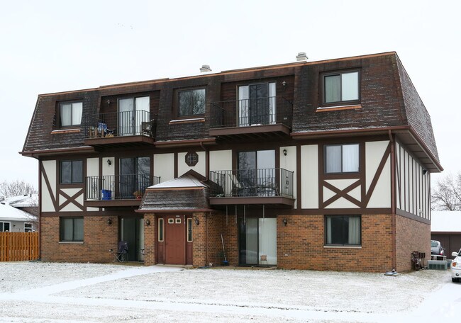 Building Photo - 773 Lippert Ln