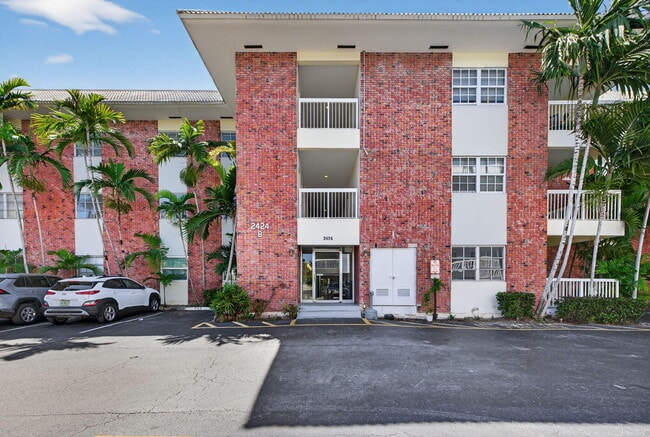 Building Photo - 2424 SE 17th St