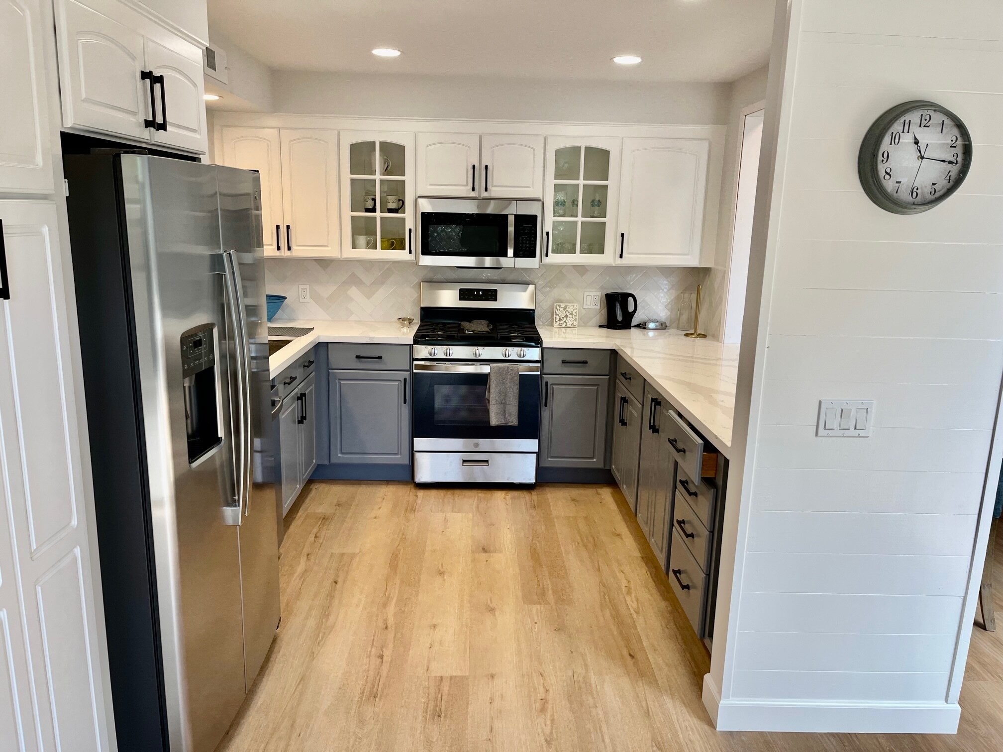 Building Photo - 5525 Scotts Valley Dr