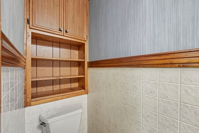 Building Photo - NEW LISTING! Spacious 3-Bedroom Home with ...