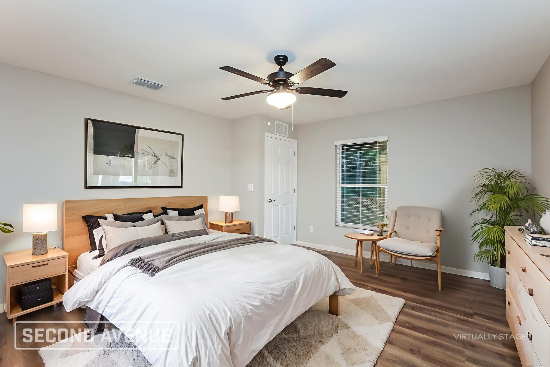 Building Photo - 14103 Hughes Ave