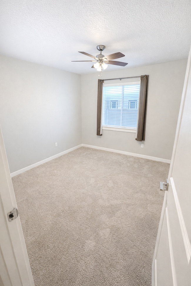 Building Photo - 1901 E Porter St