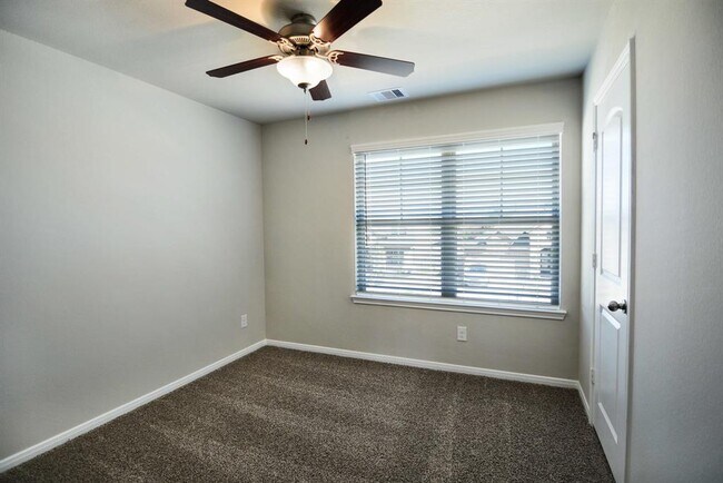 Building Photo - 12173 Pearl Bay Ln