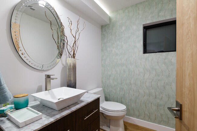 Building Photo - 3920 O-Fully Furnished | Hollywood Beach |...