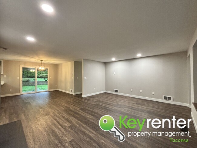 Building Photo - 7920-7922 37th St Ct W