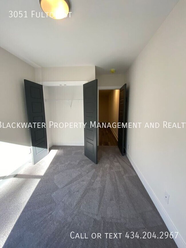 Building Photo - 3051 Fulton St