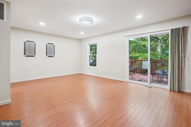 Building Photo - 3226 Foothill St