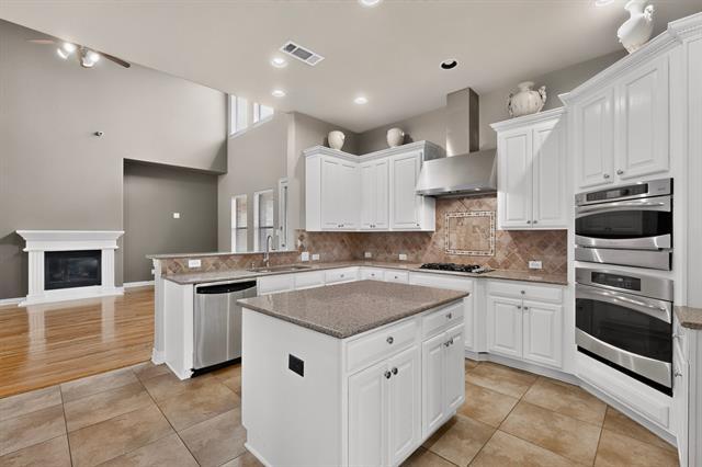 Building Photo - 475 Fenwick Dr