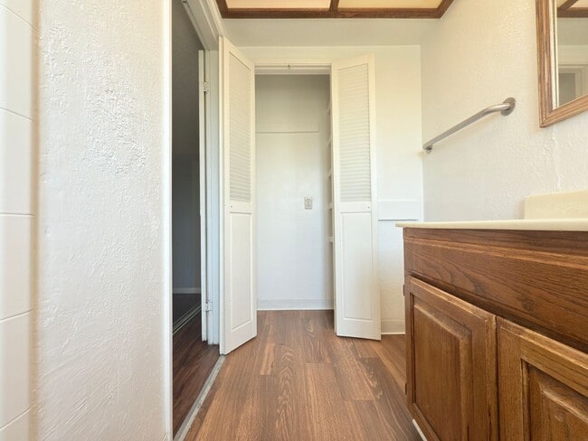 Building Photo - 16656 Nordhoff St