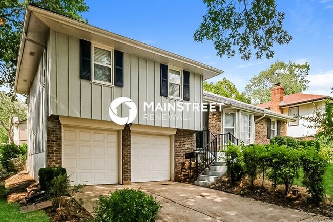 Building Photo - 3 Bedroom Pet-Friendly Home in INDEPENDENCE, MO with Main Street Renewal
