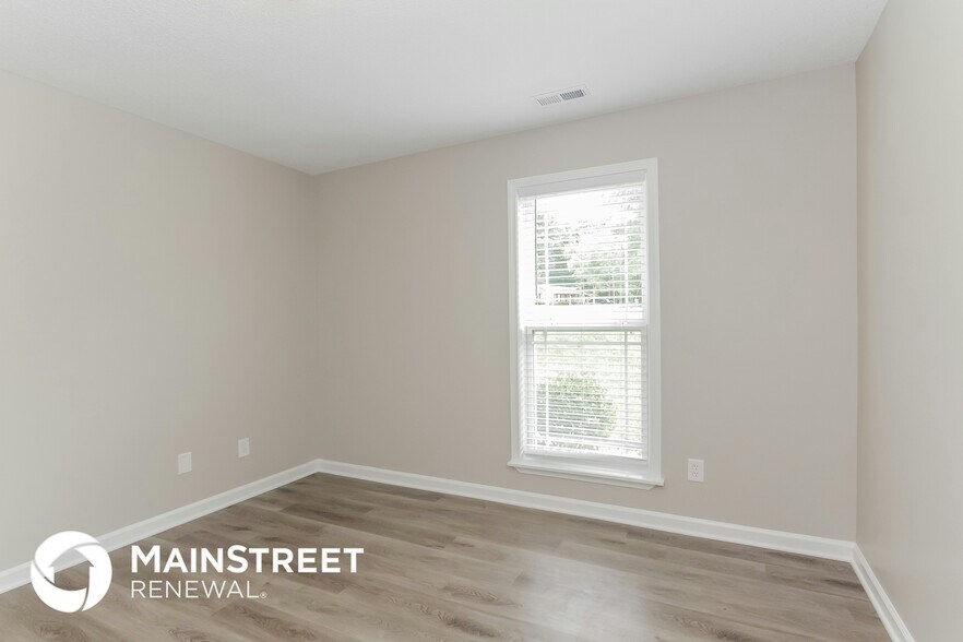 Building Photo - 5955 Scots Bluff Dr