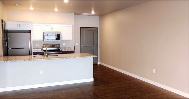Building Photo - $1,350 | 1 Bedroom, 1 Bathroom Condo | Pet Friendly | Available for an April 5th, 2026 Move In!