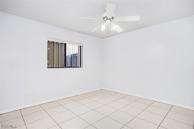 Building Photo - 7261 Albany Rd