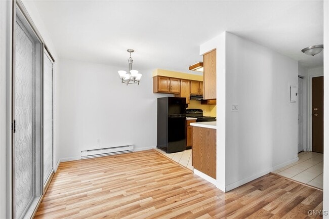 Building Photo - 325 Village Blvd N