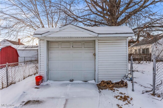 Building Photo - 20990 Morris Ave