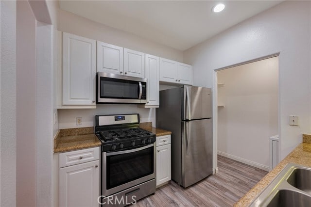 Building Photo - 2112 Watermarke Pl