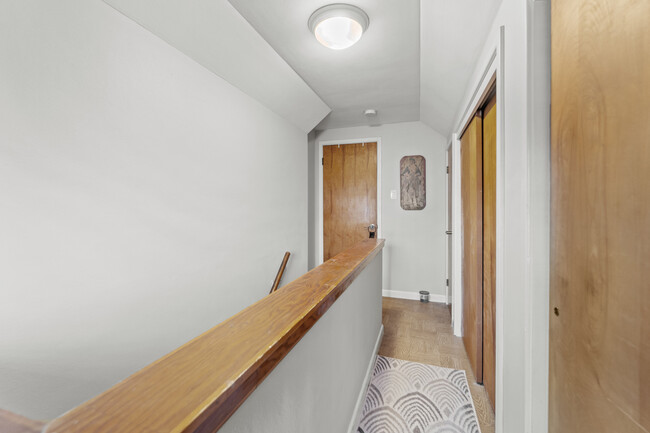 Building Photo - 405 Farrell St