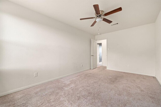Building Photo - 1331 Diamond Drape Dr