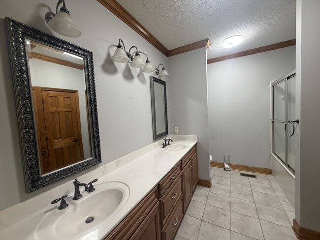 Building Photo - 179 Stone Edge Dr