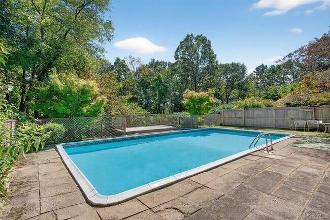 Building Photo - 3 Hudson Bluff Cir