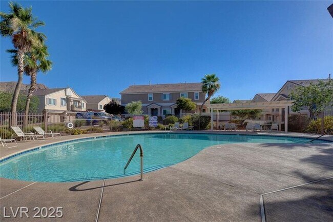 Building Photo - 2 story 2 bedroom - 2 bath - 1 car attached garage - 1182 sq feet -  in gated community.