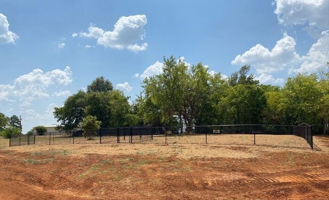 Building Photo - Luxury 3 Bedroom 2.5 Bath Townhome in Bullard, TX!