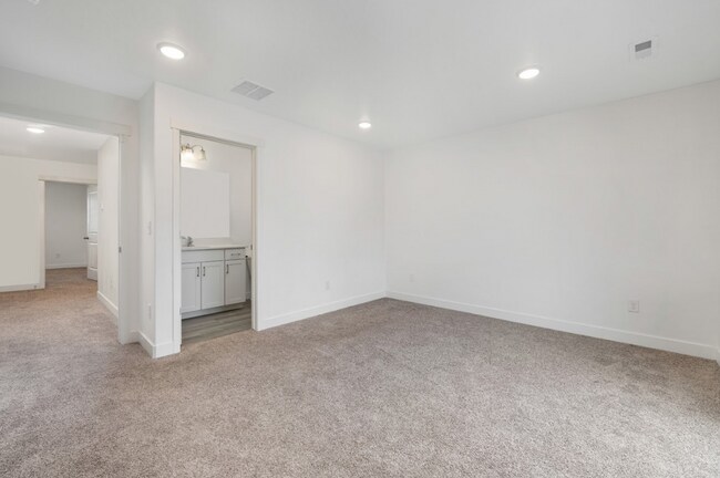 Building Photo - 3-Bedroom Home in Prime Lehi Location