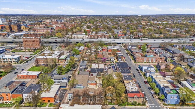 Building Photo - 228 E St Joseph St