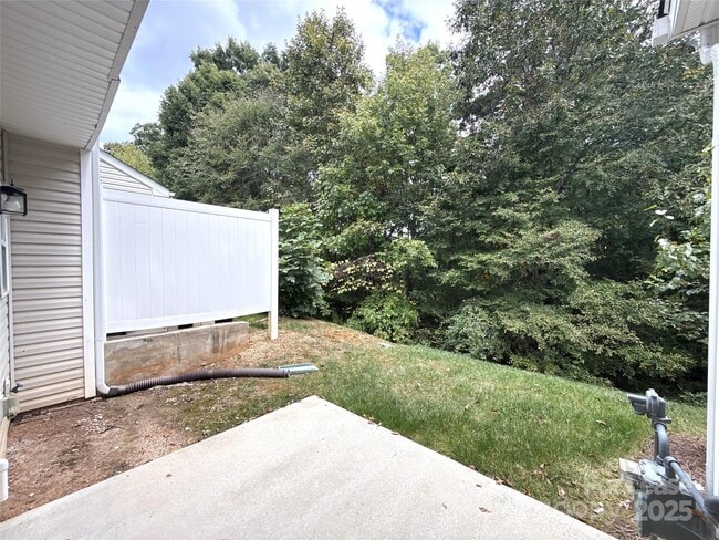 Building Photo - 3046 Summerfield Ridge Ln