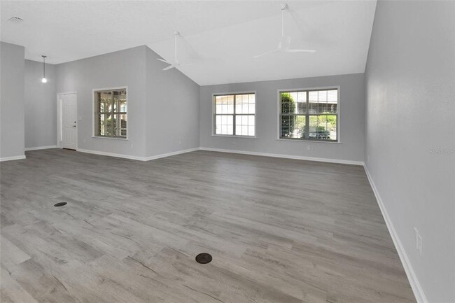 Building Photo - 2410 S Glen Eagles Dr