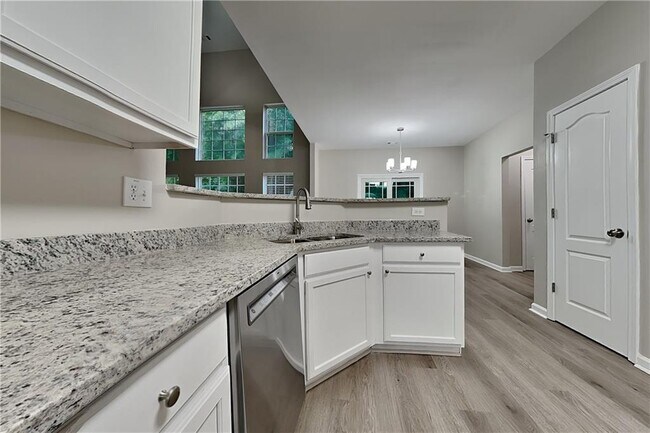 Building Photo - 4444 Sequoia Park Trail SW
