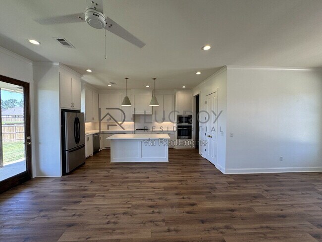 Building Photo - 203 Baleigh Dr