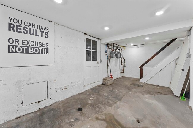 Building Photo - 4317 Cottage Ave