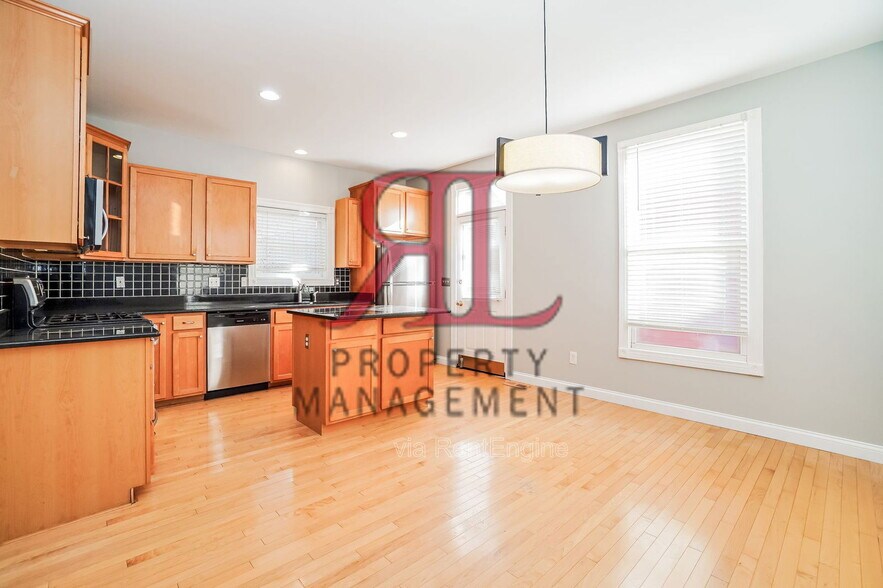 Building Photo - 57 E Prescott St