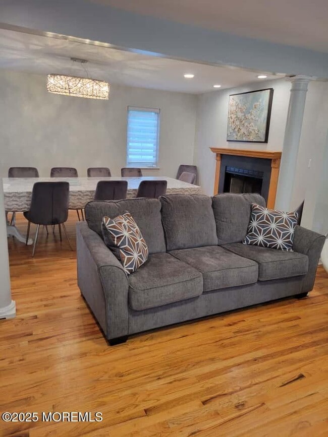 Building Photo - 63 Jamestown Dr