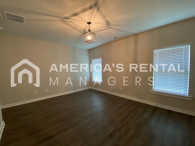Building Photo - DEPOSIT PENDING!!! - Home for Rent in Jemison, AL... View with 48 Hours Notice!