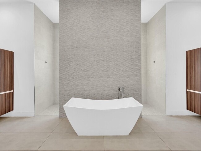 Building Photo - 6122 SW 173rd Way