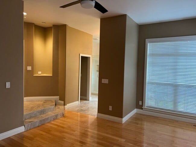 Building Photo - SPACIOUS & STYLISH CUSTOM HOME- 4 BEDROOMS...