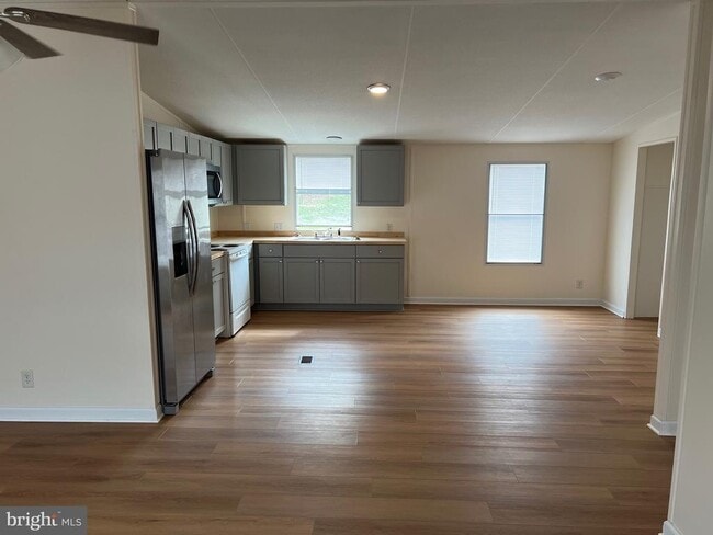 Building Photo - 65 Dugan Ct