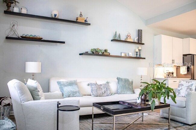 Building Photo - 1314 Good Life Wy