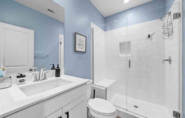 Building Photo - $4,300 - 3 Bed/ 3 Bath Modern Townhome with Loft in Santee