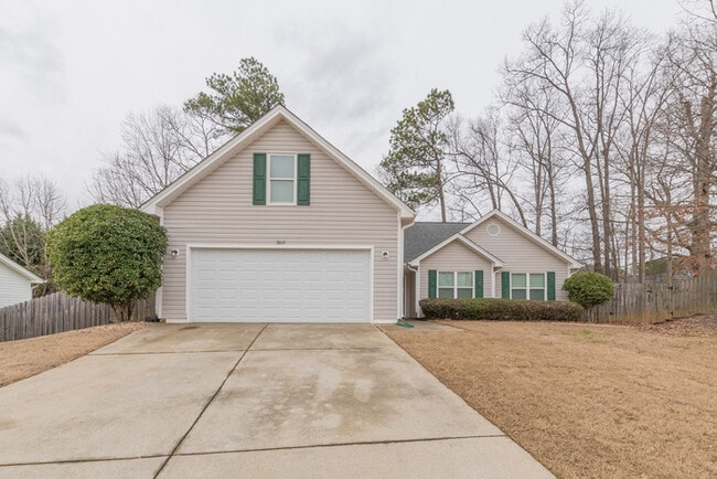Building Photo - 3 BD 2 BA  Fenced Ranch with Bonus Room