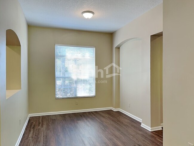 Building Photo - 1052 Deer Chase Drive