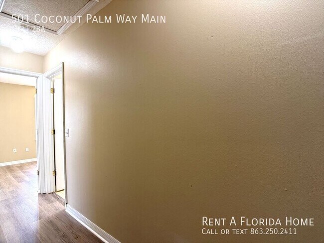 Building Photo - 501 Coconut Palm Way