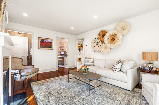 Building Photo - 15 Overlook Pl