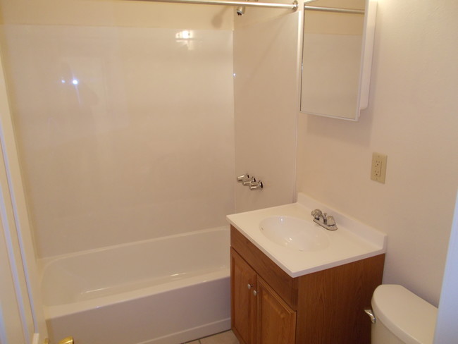 Bathroom - 2312 Rose Dr